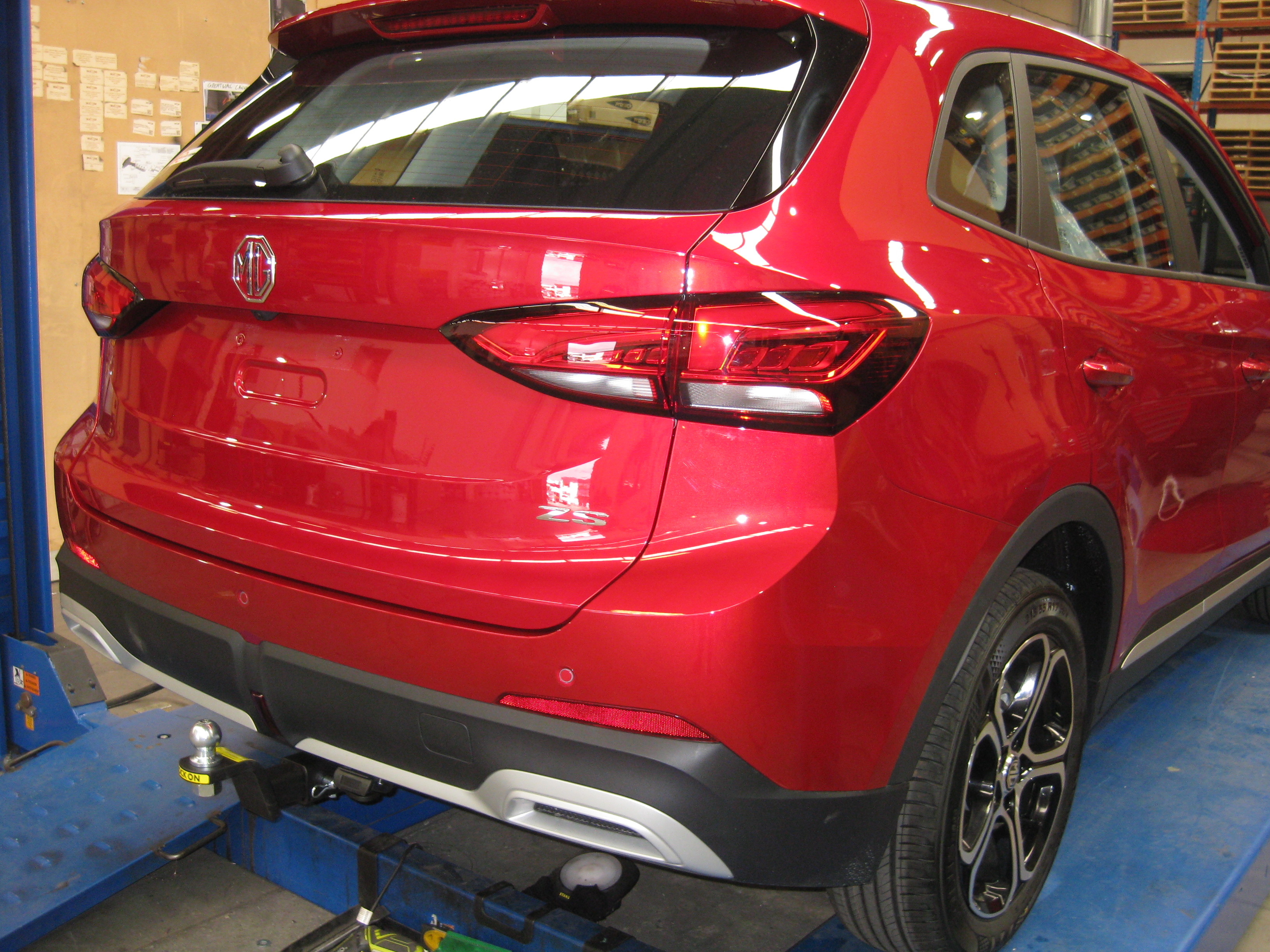 MG ZS STATIONWAGON 2024-CURRENT